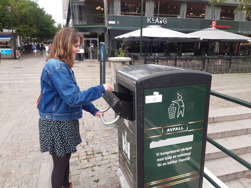 VIDEO: 'Hmmm yeah' - Swedish city Malmö unveils sensual rubbish bins