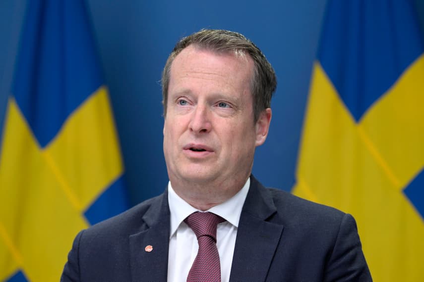 Sweden calls for language requirement for permanent residence permits