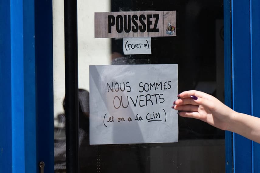 France to order air-conditioned shops to keep doors shut