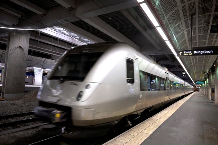 Trains stopped between Stockholm and Gothenburg