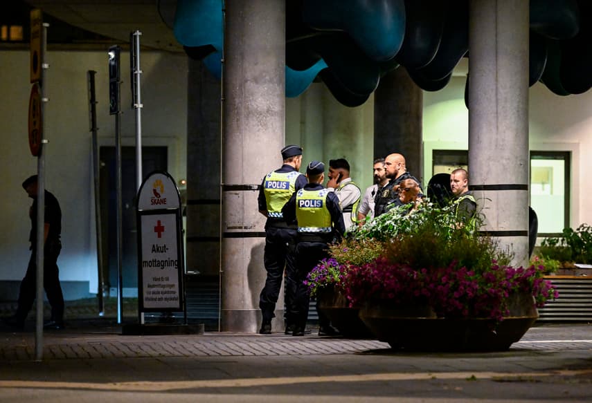 Man dead in Sweden shopping mall shooting was target: police