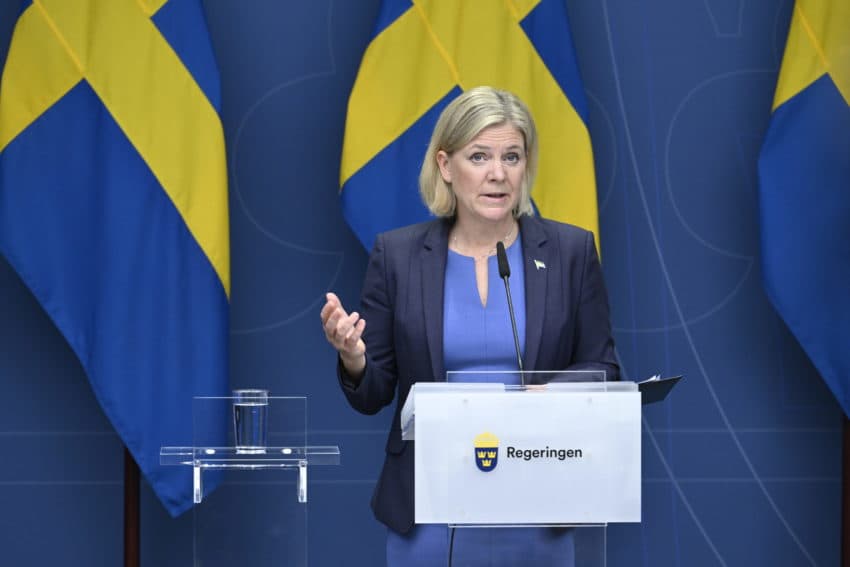 Swedish PM concedes defeat after tight general election