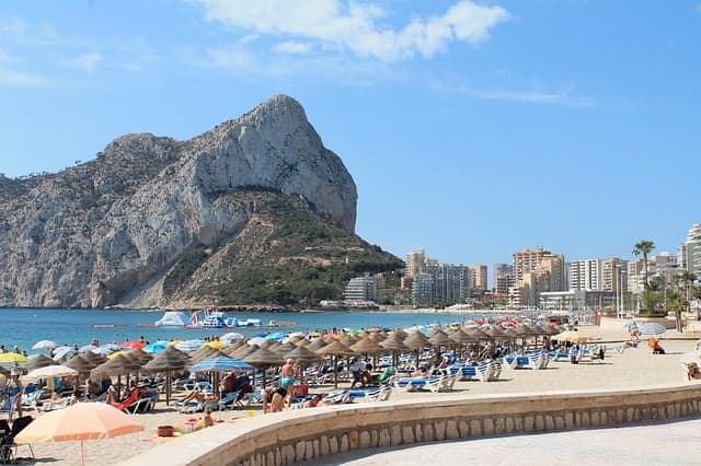 Four in ten properties sold to foreigners in Spain are in Alicante