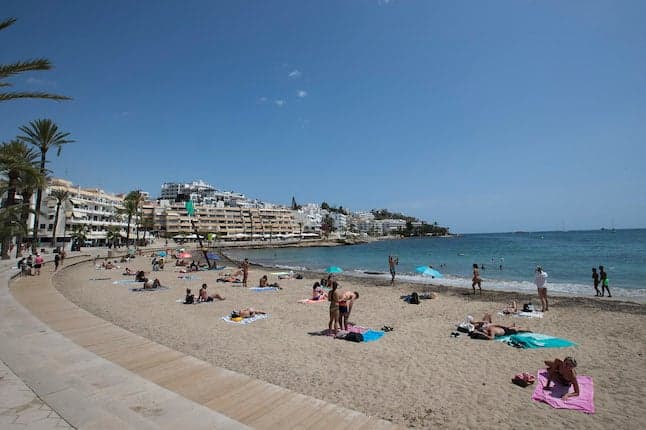 Spain tourist income surpasses pre-pandemic levels