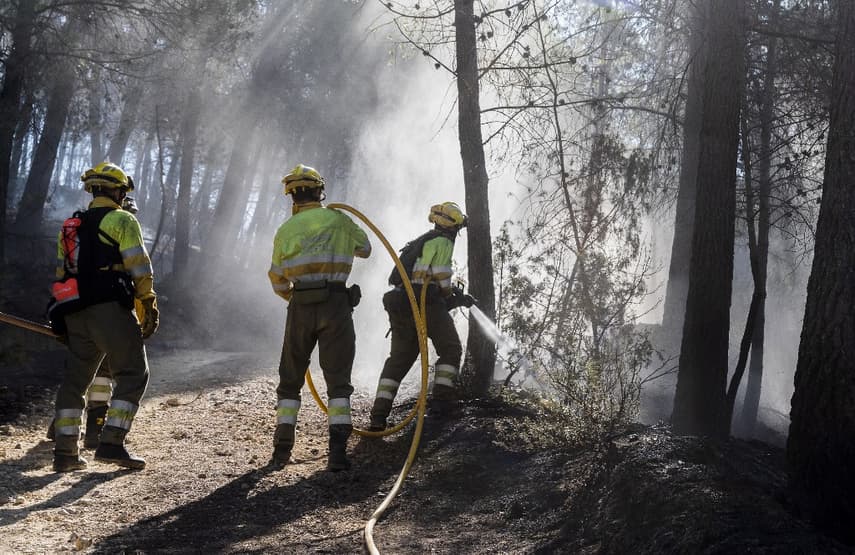 Wildfires force evacuations across Valencia region