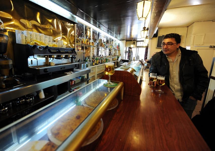 Are Spain's traditional bars in danger?