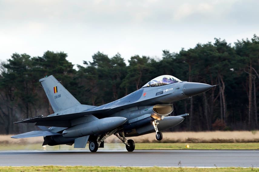 Germany say US must decide on jets for Ukraine