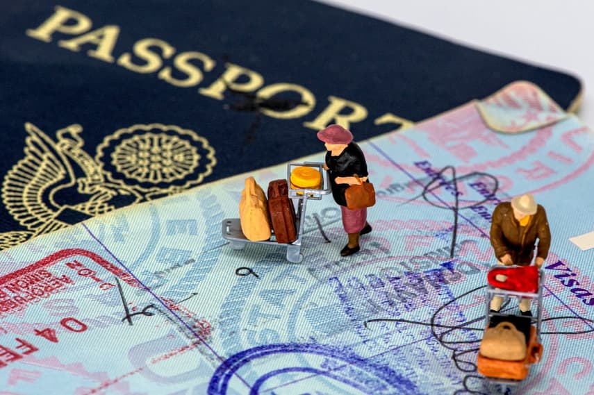 Passports: What are the rules for dual-nationals travelling in Spain?