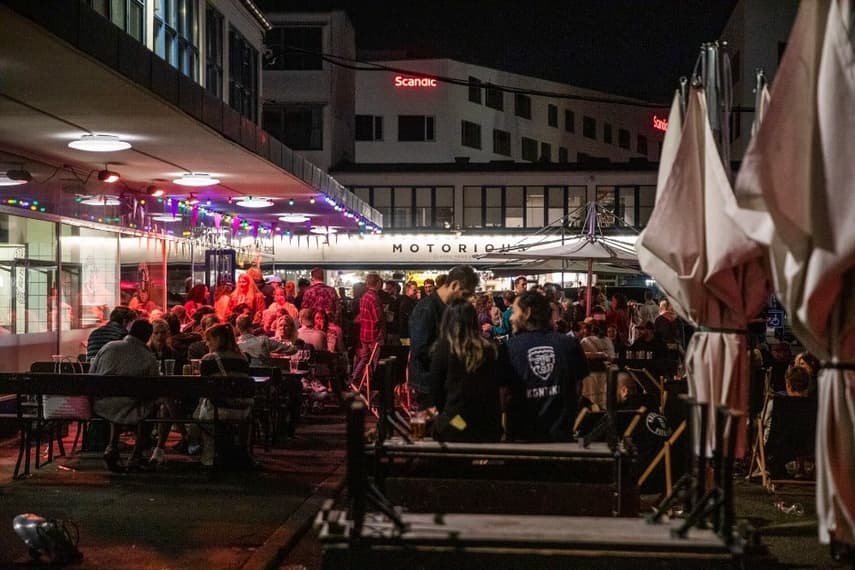 Copenhagen considers limit to outside seating for bars and cafés