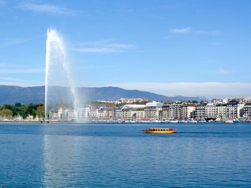 Man rushed to hospital after stunt at Geneva's famous Jet d'Eau fountain