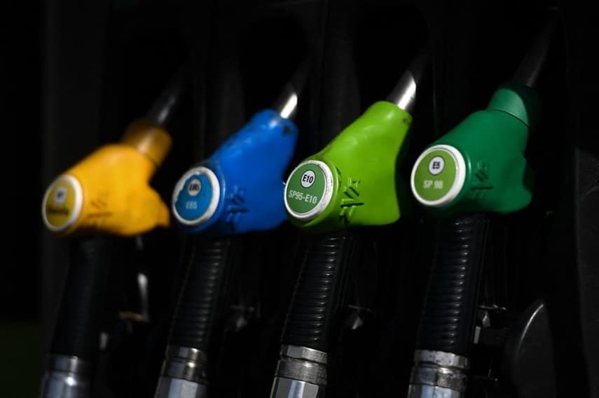 French fuel retailers refuse government plan to sell at a loss
