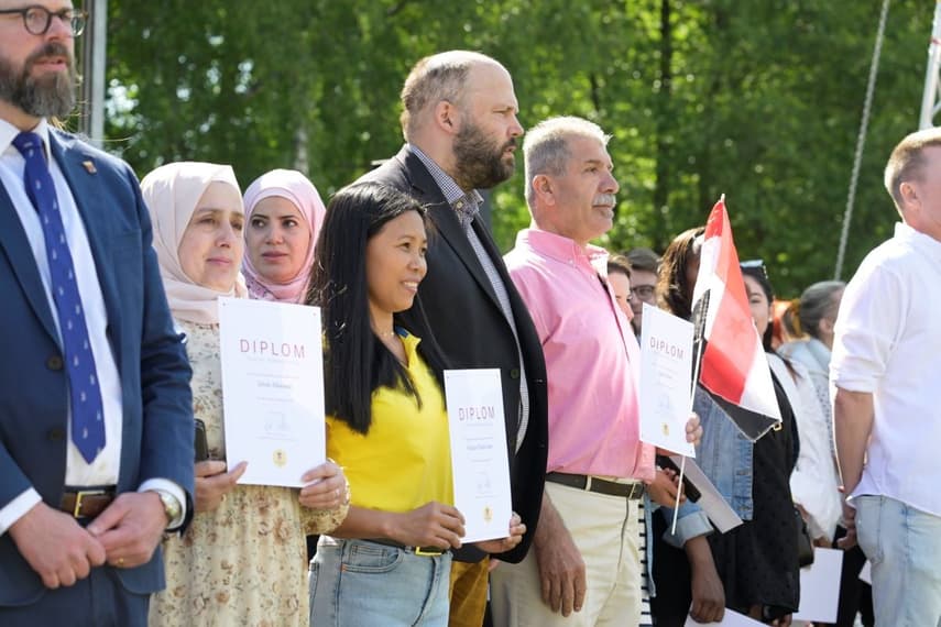 Sweden launches inquiry into tougher citizenship rules