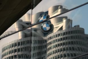 Prosecutors raid BMW headquarters, suspecting 11,400 cases of fraud