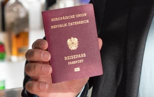 Austria to grant citizenship to descendants of Nazi victims