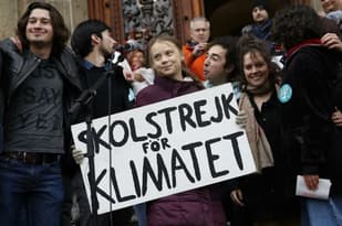 Greta Thunberg protests in Lausanne ahead of Davos meet