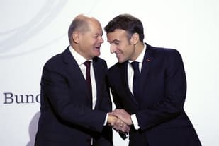 France, Germany firm up ties as European 'driving force'