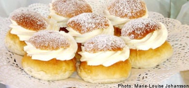 Shrove Tuesday buns threatened by unions