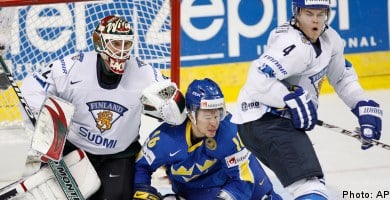 Lackluster Swedes shut out by sharpshooting Finns