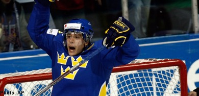 Tre Kronor ekes out OT win against Czechs