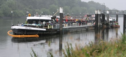 Barge collision causes huge oil spill near Hamburg