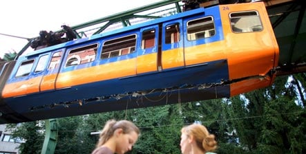 Wuppertal suspension railway resumes service after accident