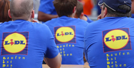 Discount supermarket Lidl to open first Swiss stores
