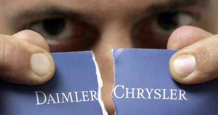 Daimler wants to sell remaining Chrysler stake to Cerberus
