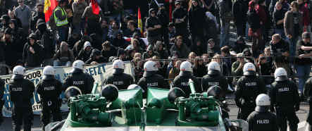 Police ban anti-Islam rally after clashes in German city