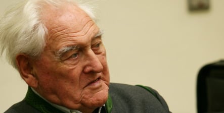 Alleged Nazi war criminal to stand trial at age 90