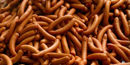 Drunk fined €2,400 for swiping sausage in Cologne