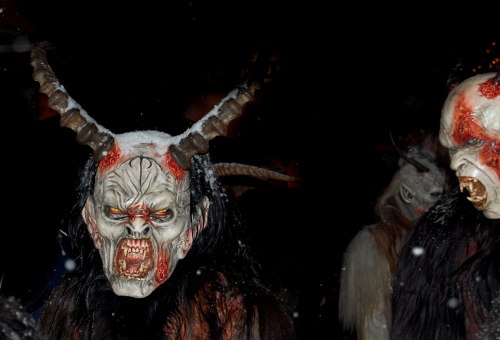 The name of the Krampus goes back to the old German word for claw "Krampen". Photo: by-sassi / PIXELIO