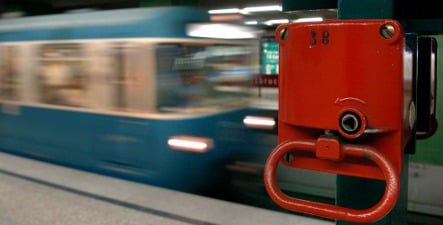 Teenagers smash man's skull in Munich U-Bahn