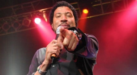 Singer Lionel Richie looking for old home in Berlin