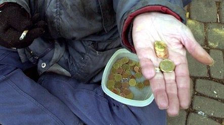 Man loses unemployment benefits due to begging 'income'