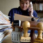Baffled Germans get new bureaucracy helpline