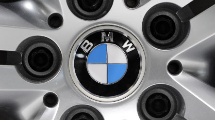BMW reports first-quarter loss, but shares surge