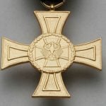Germany awards first medals for bravery