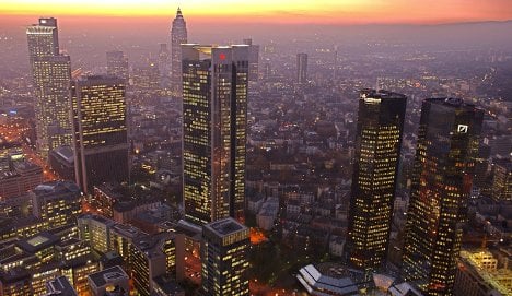 Berlin supports G20 limits on banker bonuses