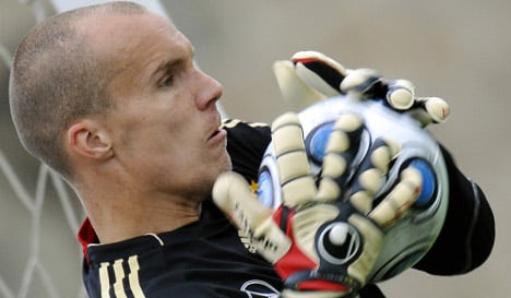 Enke poised to keep German goal at World Cup in South Africa