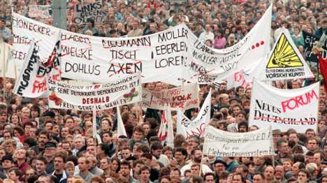East German town campaigns for 1989 revolution monument