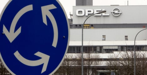 GM meets to mull offers on Opel's future