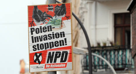 NPD ordered to remove anti-Polish signs