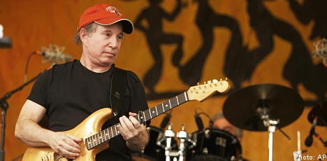 Paul Simon speaks out on Swedish theatre ban