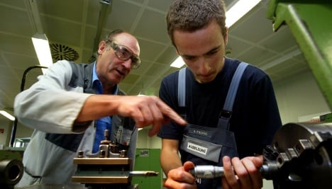 10,000 skilled labour traineeships go unfilled
