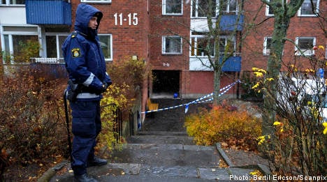 Police suspect murder as woman's body burns