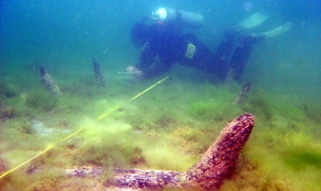 Archaeologists recover mediaeval shipwreck from Lake Constance