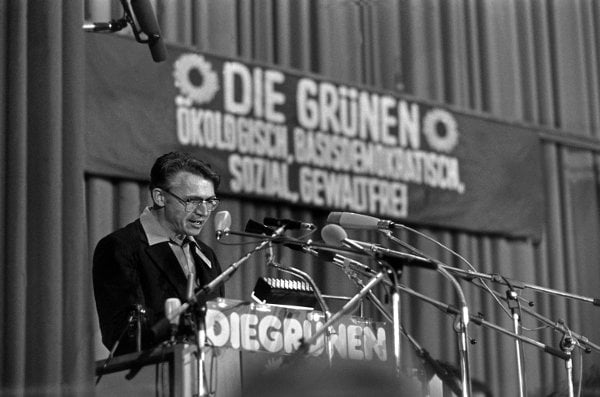 Rudolf Bahro giving a speech at the founding Green party convention in Karlsruhe on January 12, 1980.Photo: DPA