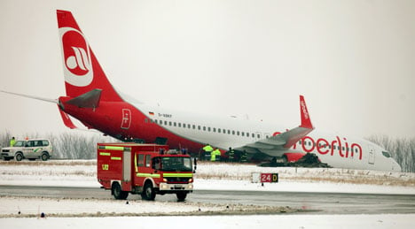 Air Berlin jet skids off Dortmund runway