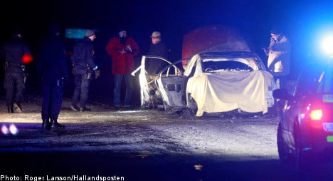 Two bodies found in trunk of burning car