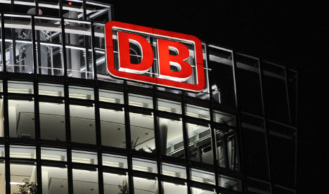 Deutsche Bahn closes deal on British train network
